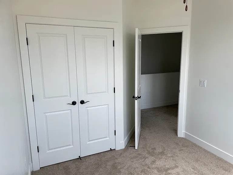 322 N 2480 W — Photo 5