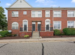 43054 Strand Dr, Sterling Heights, MI 48313