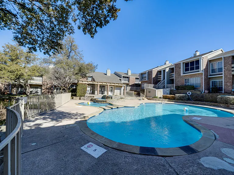 3550 Country Square Dr #409 — Photo 18