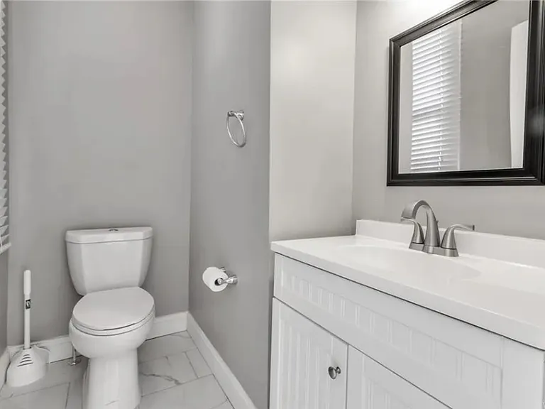 11 Whitney Pl #2 — Photo 9