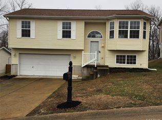 1732 Twelve Oaks Pl, Pevely, MO 63070