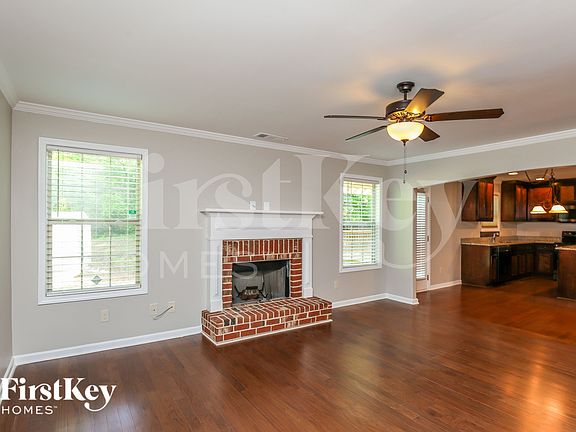 4th image of 254 Cypress Pl