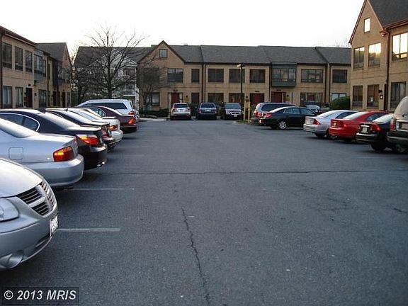 2nd image of 5822 Hubbard Dr