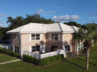 1912 Stratford Way, West Palm Beach, FL 33409