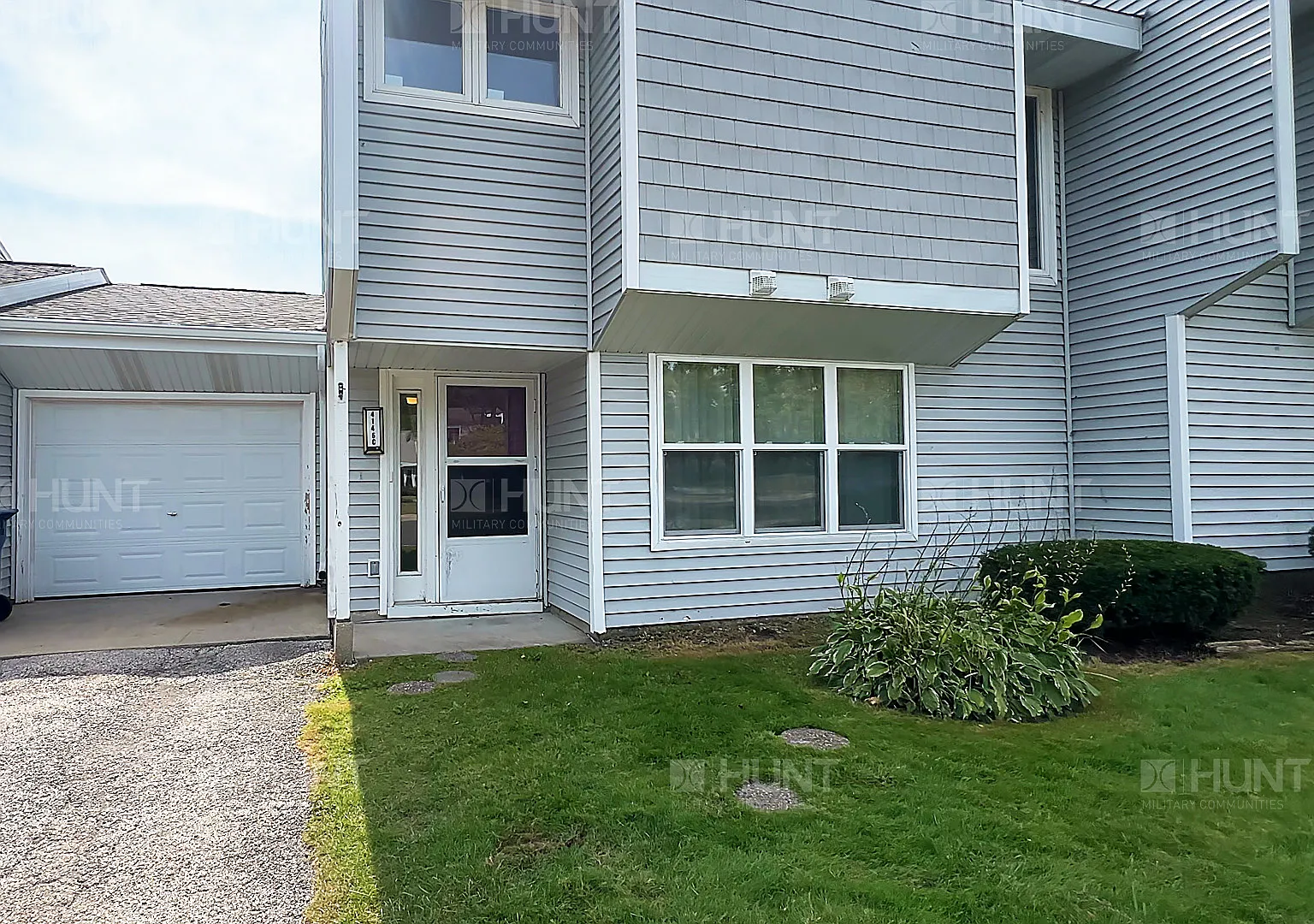 4 bed, 2.5 bath, 1384 sqft, $2,675 — Photo 1