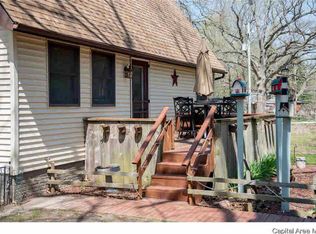 2304 Chinchilla Ln, Springfield, IL 62702