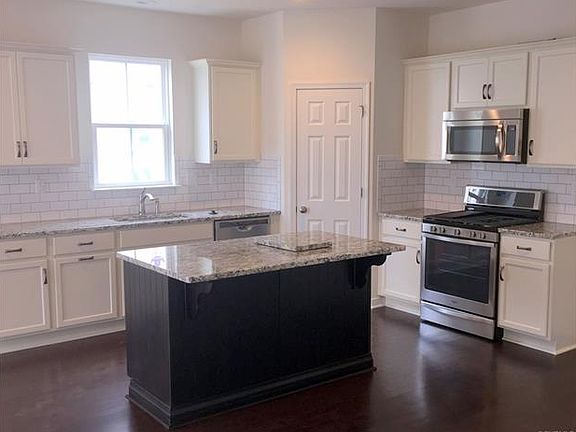 4th image of 600 Diamond Creek Dr