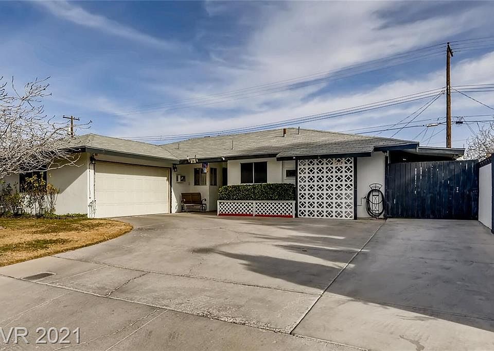 1st image of 26 Amber Cir