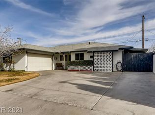26 Amber Cir, Las Vegas, NV 89106