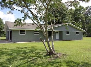 1185 Evangeline Ln, Vidor, TX 77662