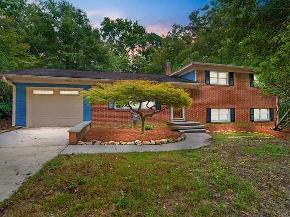 1505 Ashburton Rd, Raleigh, NC 27606