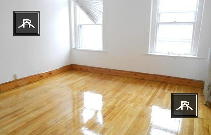 2nd image of 1905 Beacon St APT 1F