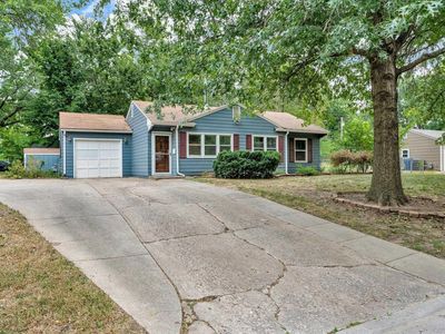 800 Madeline Ln, Lawrence, KS, 66049