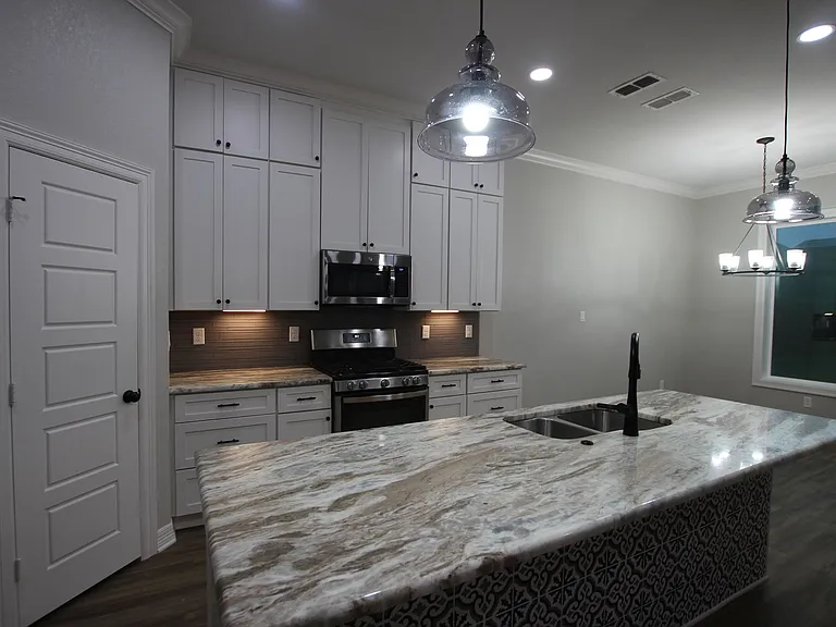 1707 Jessica Dr — Photo 5