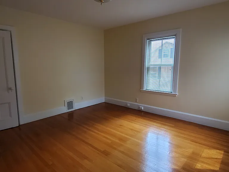 Back bedroom