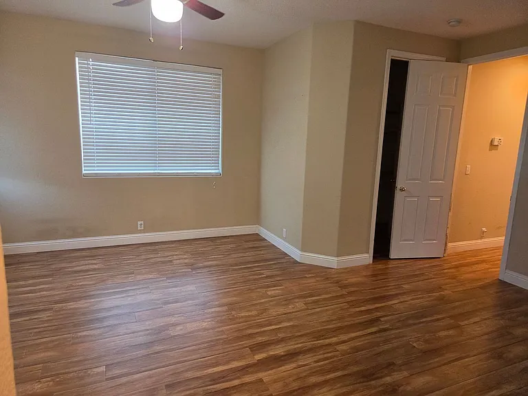 10140 Van Brocklin Way — Photo 8