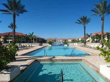 2nd image of 514 Avellino Isles Cir APT 3101