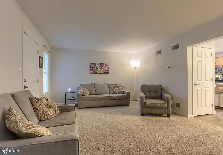 336 Swatara Creek Dr — Photo 2