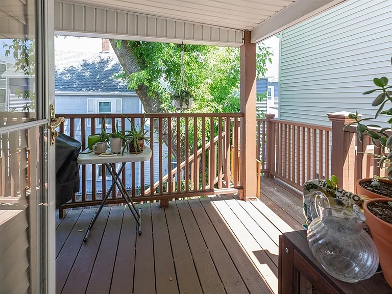 17B Bonair St #17B — Photo 9