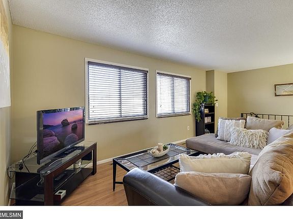 2nd image of 9014 Underwood Ln N