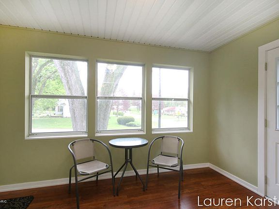 4th image of 1500 Seymour Ave NW