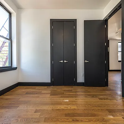 Rented by Nooklyn NYC LLC | media 28