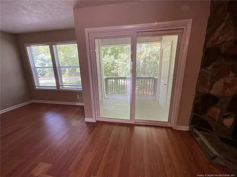 1025 Wood Creek Dr #5 — Photo 17
