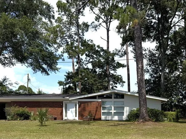 2203 Monument Ave, Port Saint Joe, FL 32456