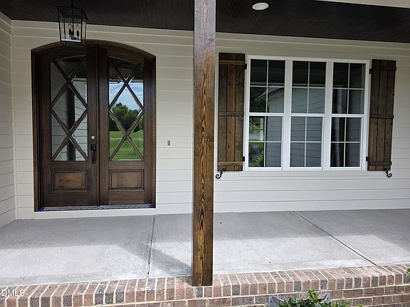 3rd image of 125 Water Willow Dr