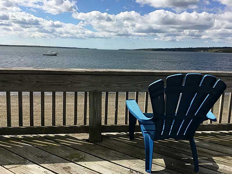 385 Park Ave, Portsmouth, RI 02871 Zillow