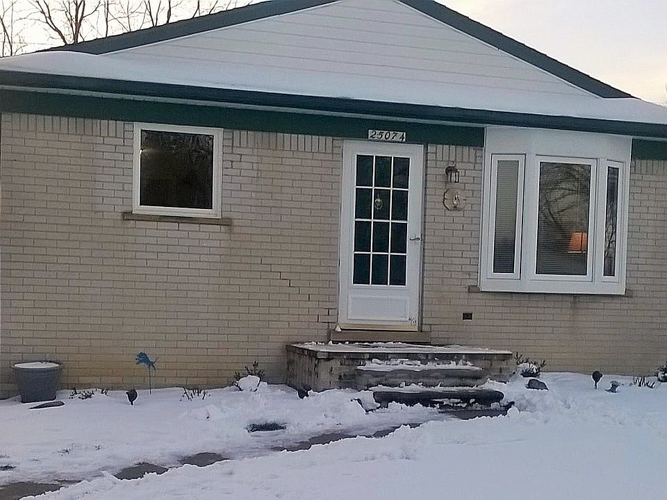 1st image of 25074 Maywood St