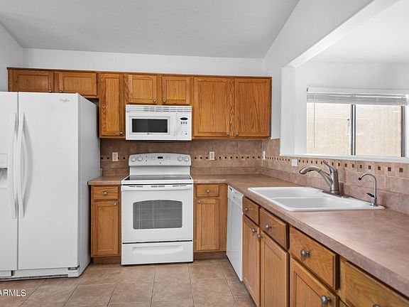 5th image of 30556 N Sunray Drive