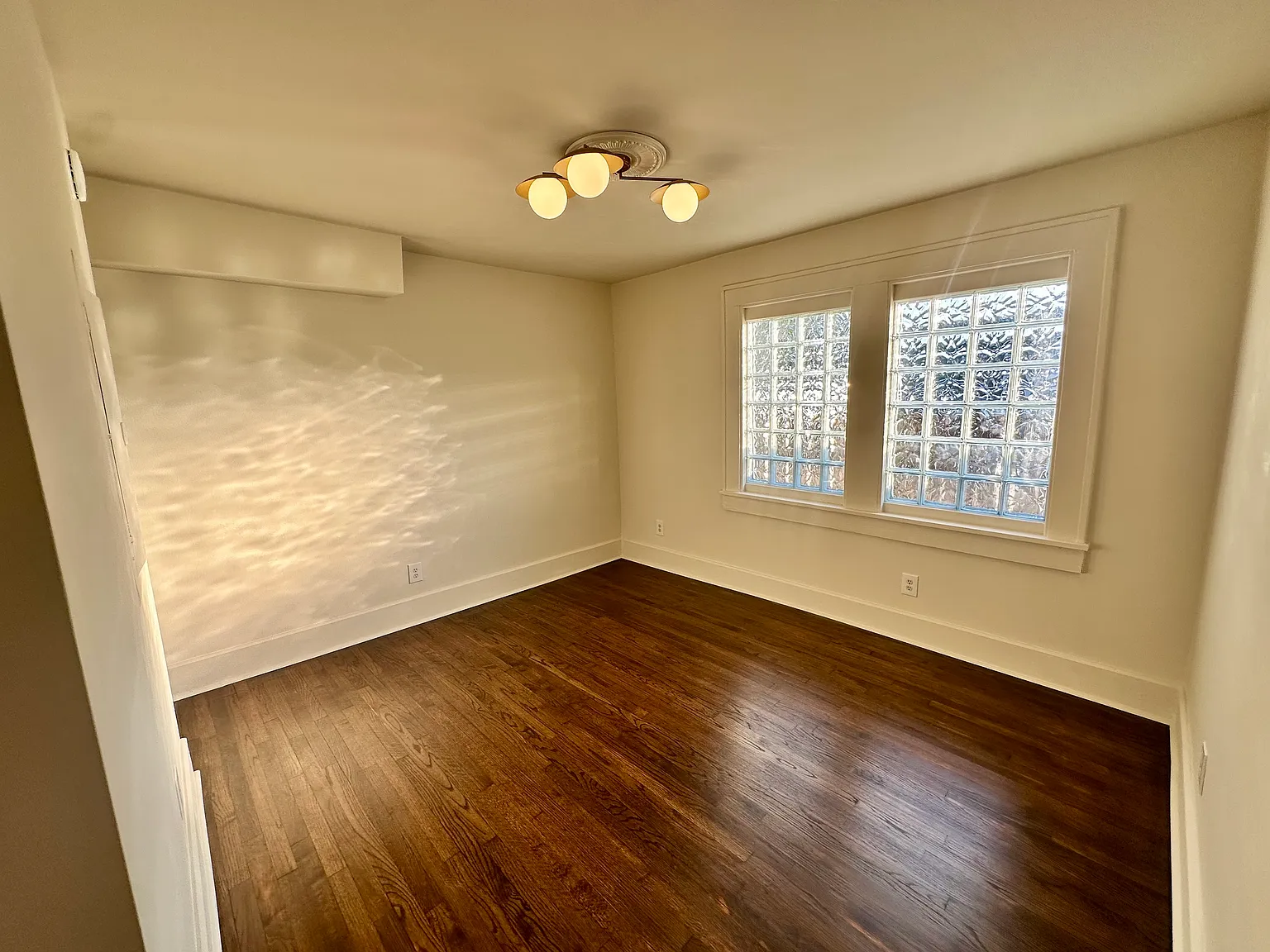63 Grove St — Photo 4