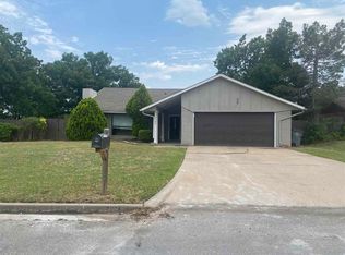 7504 SW Cherokee Ave, Lawton, OK 73505