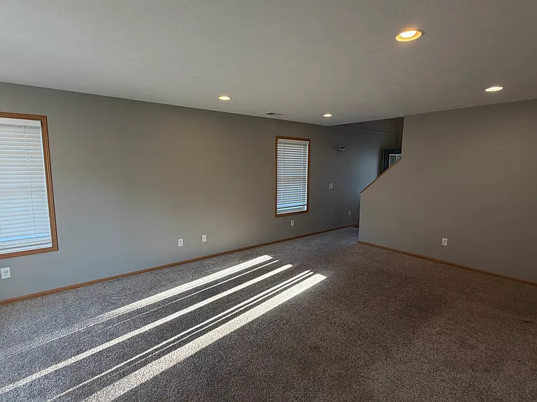 2454-2456 Millview #2454 — Photo 5
