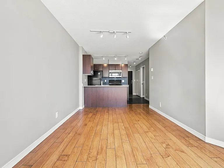938 Smithe St #2006 — Photo 11