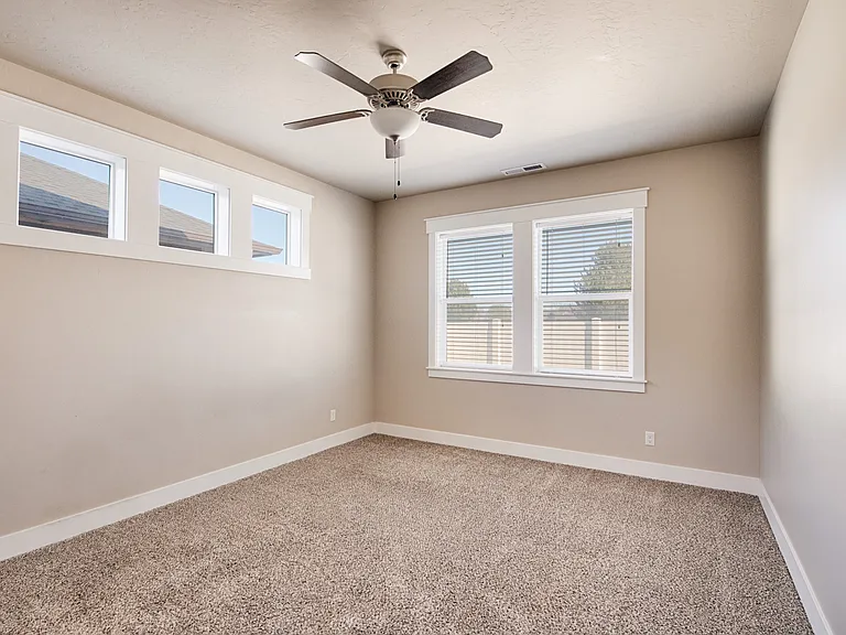 4640 W Shirdale Ct — Photo 15