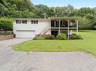 60 North Rd, Hopkinton, RI 02833