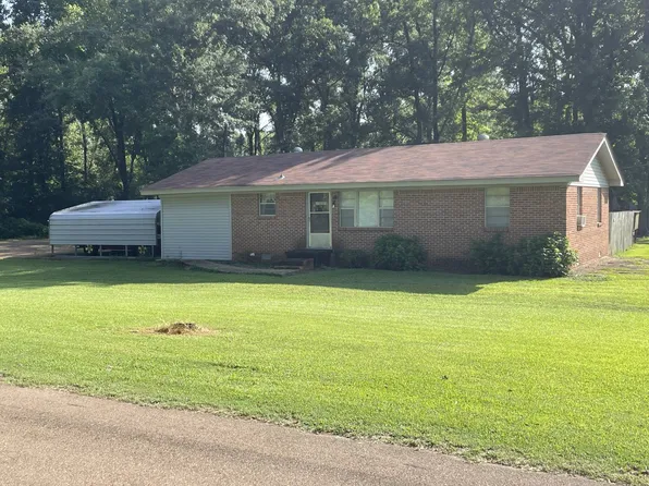 924 Murff Dr, Grenada, MS 38901