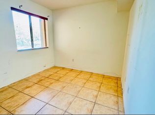 9340 Fontainebleau Blvd #406, Miami, FL 33172