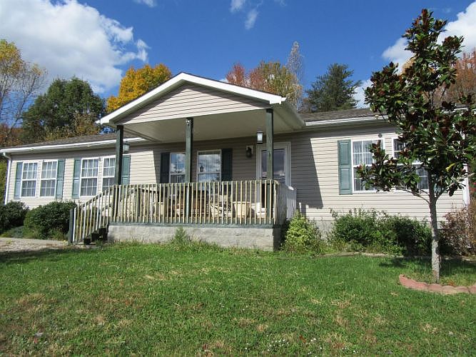 1st image of 235 Robinson Rd E