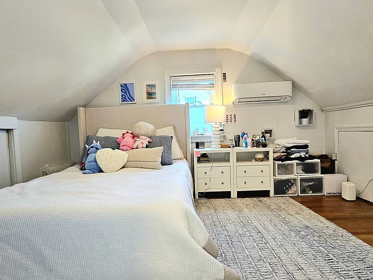 1403 Roxbury Rd — Photo 32