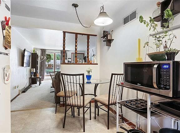 4th image of 2909 Creek Dr