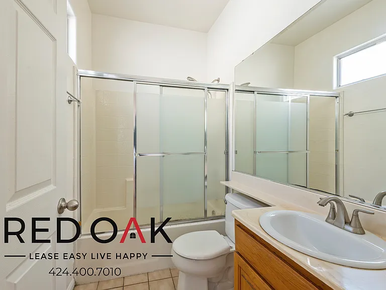 2463 Sawtelle Blvd #101 — Photo 13