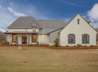 127 Crossview Pl, Brandon, MS 39047