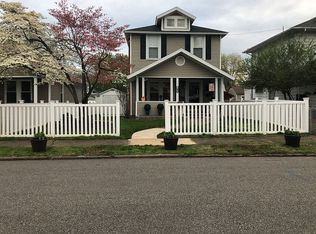 209 18th St, Dunbar, WV 25064