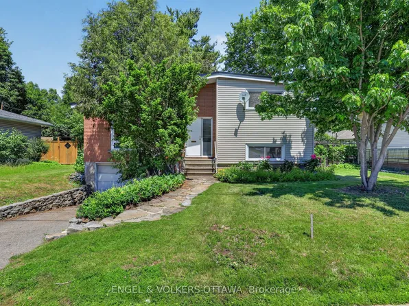 1363 Heron Rd, Ottawa, ON K1V 6A6
