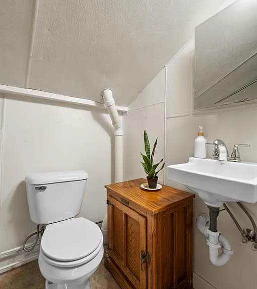 104 N 3rd Ave #1 — Photo 3