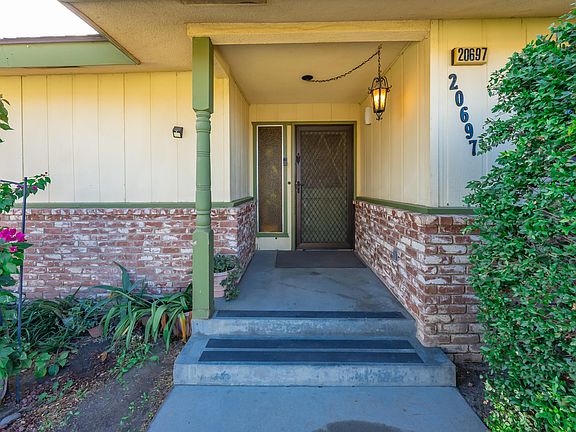 2nd image of 20697 Laurel Avenue