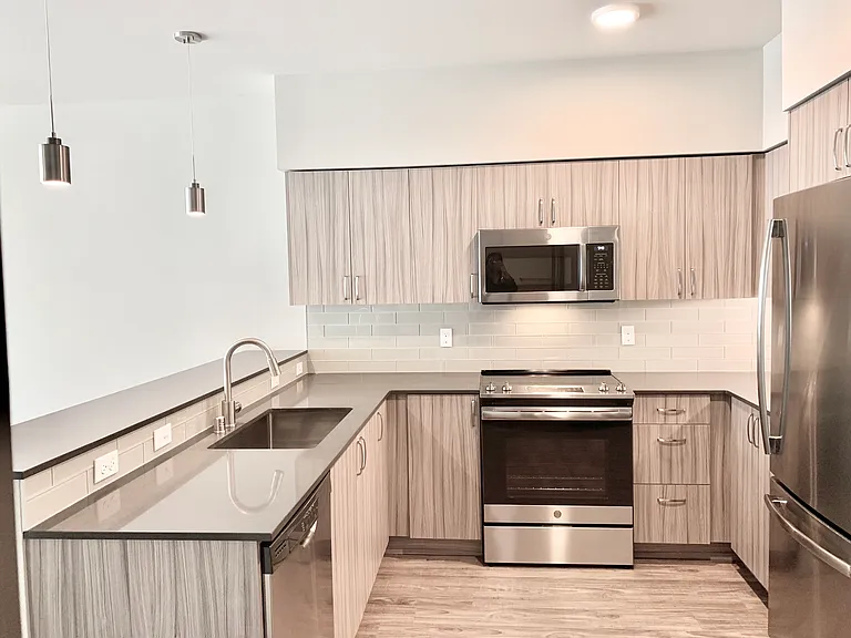 Edge Apartments — Photo 97